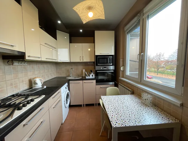 Eladó lakás Tiszaújváros 55 nm