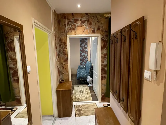 Eladó lakás Tiszaújváros, Árkád sor 39 nm