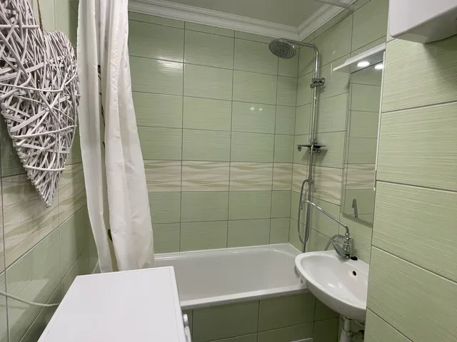 Eladó lakás Tiszaújváros, Pajtás köz 37 nm