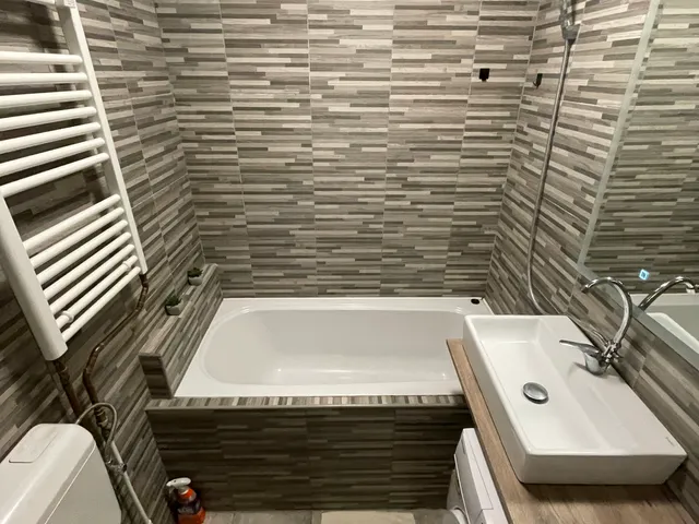 Eladó lakás Tiszaújváros, Barcsay tér 35 nm