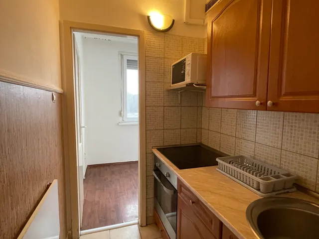 Eladó lakás Tiszaújváros, Mátyás király 35 nm