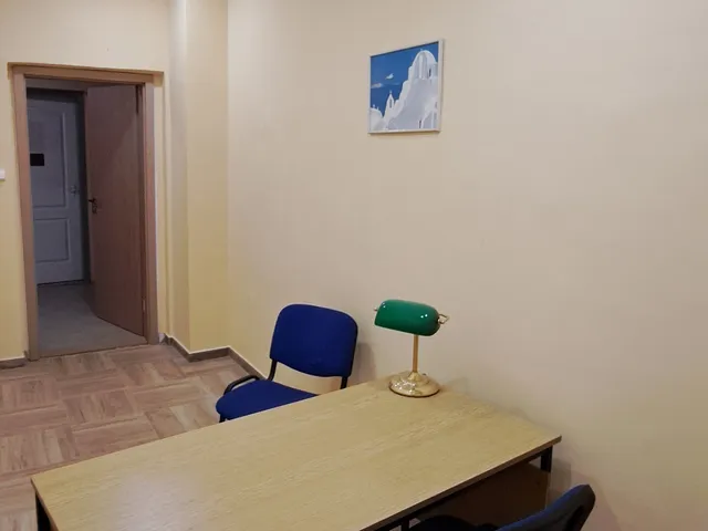 Kiadó kereskedelmi és ipari ingatlan Szeged, Belváros, Szilágyi utca 2 15 nm