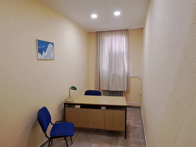 Kiadó kereskedelmi és ipari ingatlan Szeged, Belváros 11 nm
