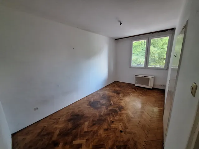 Eladó lakás Szeged, Alsóváros, Boldogasszony sugárút 54 nm