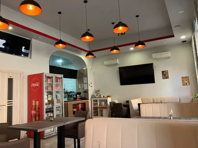 Eladó kereskedelmi és ipari ingatlan Szeged, Belváros 100 nm