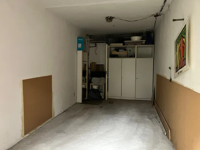 Eladó garázs Szeged, Belváros, Dugonics utca 16 nm