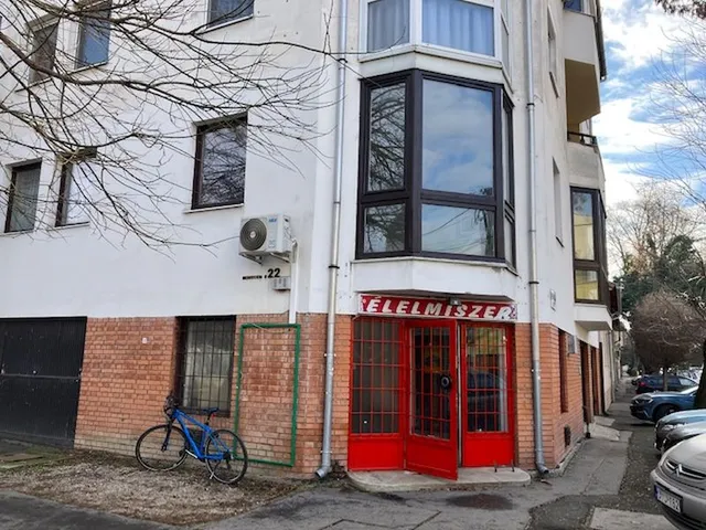 Eladó kereskedelmi és ipari ingatlan Szeged, Felsőváros, Debreceni utca 17/A 40 nm