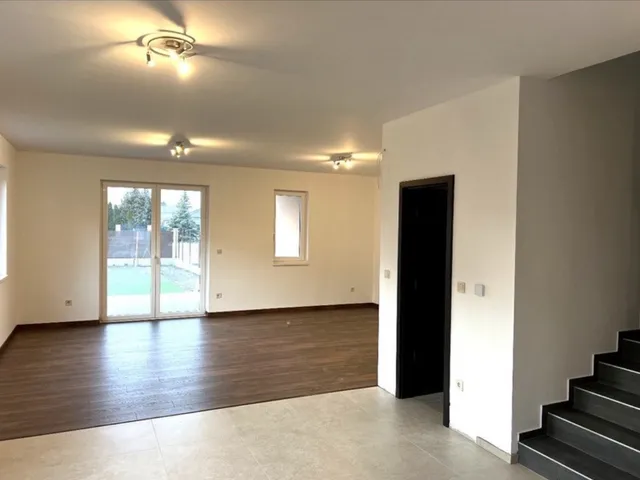 Eladó ház Budapest XVI. kerület, Rákosszentmihály 139 nm