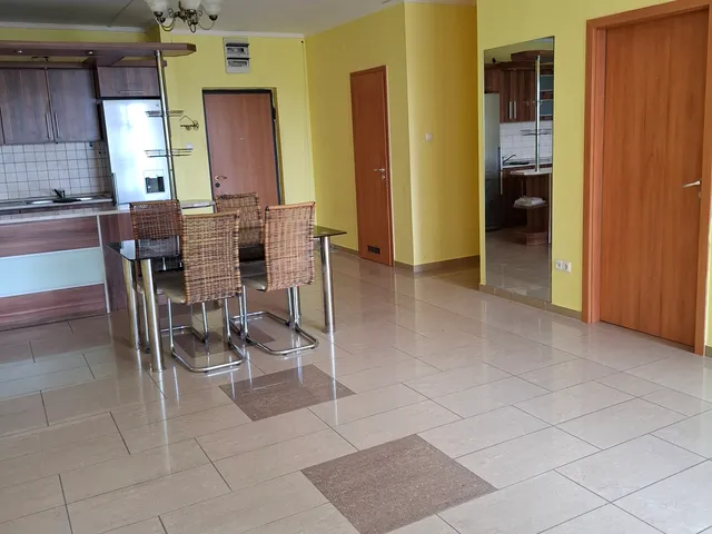 Kiadó kereskedelmi és ipari ingatlan Miskolc, Belváros 119 nm