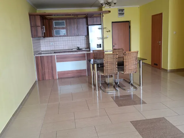 Kiadó kereskedelmi és ipari ingatlan Miskolc, Belváros 119 nm