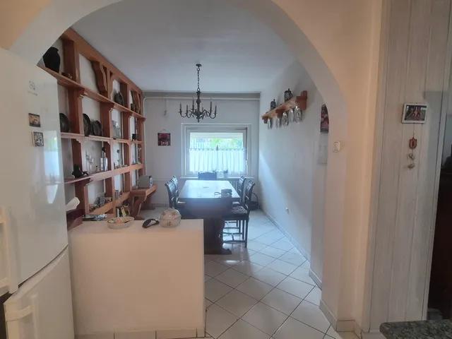 Eladó ház Miskolc, Miskolctapolca, Újjáépítés utca 150 nm