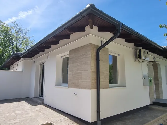 Eladó ház Pécel 140 nm