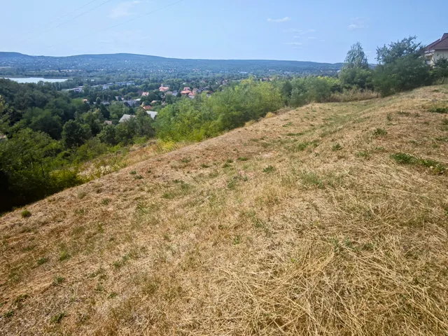 Eladó telek Balatonfűzfő, Mámatető 800 nm