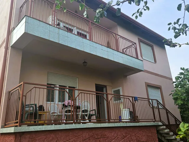Eladó ház Balatonalmádi, Öreghegy 200 nm