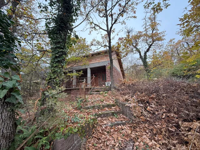 Eladó üdülő és hétvégi ház Balatonalmádi, Káptalanfüred 85 nm