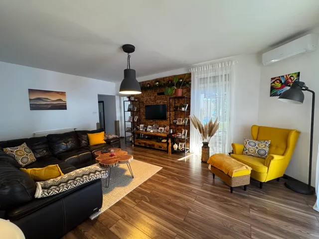 Eladó ház Enying, Balatonbozsok 80 nm