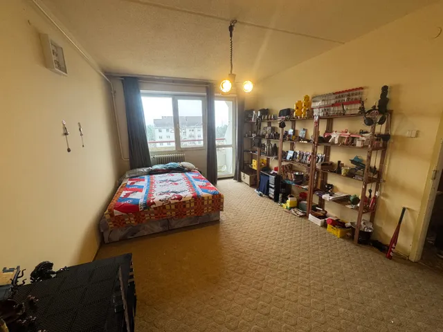 Eladó lakás Veszprém, Cholnokyváros 37 nm