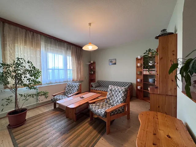 Eladó lakás Balatonalmádi, Budatava 61 nm