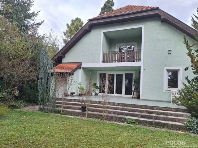 Eladó ház Szob 200 nm
