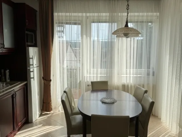 Kiadó lakás Bér 130 nm