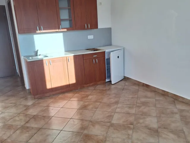 Kiadó lakás Bér 29 nm