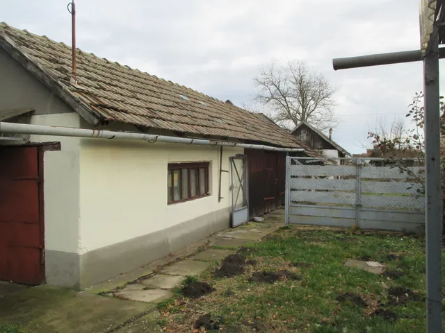 Eladó ház Dombegyház 175 nm