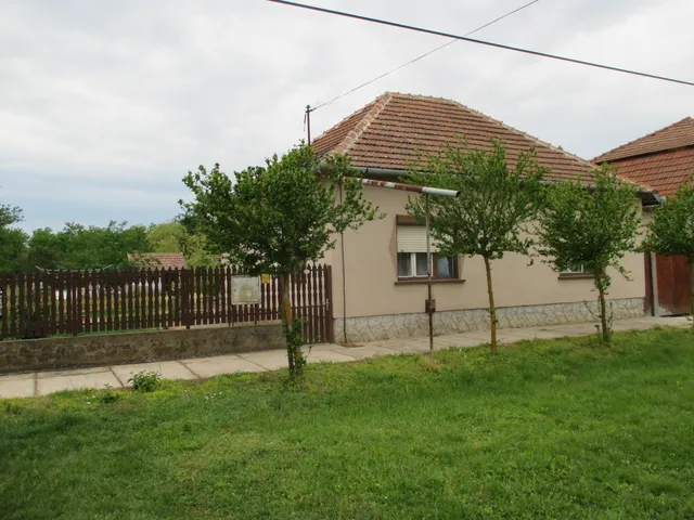 Eladó ház Lőkösháza 82 nm