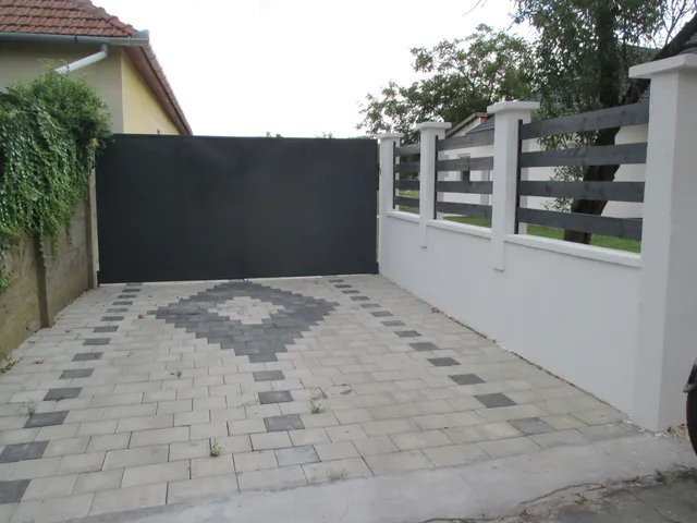 Eladó ház Békéscsaba, Erzsébethely (Jamina) 130 nm