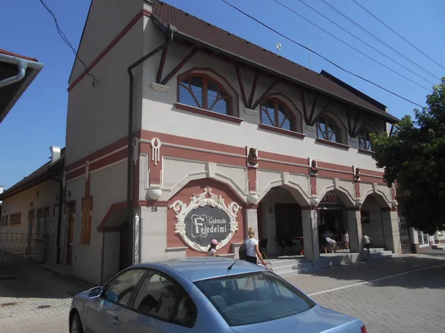 Eladó kereskedelmi és ipari ingatlan Dévaványa 594 nm