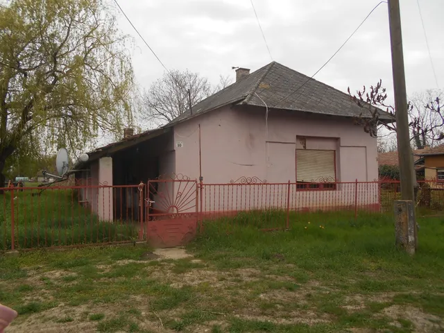 Eladó ház Hunya 75 nm