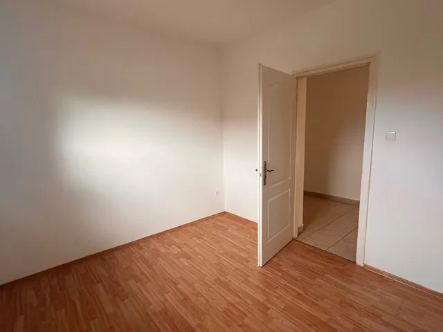 Eladó ház Kistarcsa, Falu 98 nm