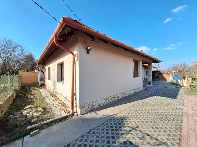 Eladó ház Kistarcsa, Falu 130 nm