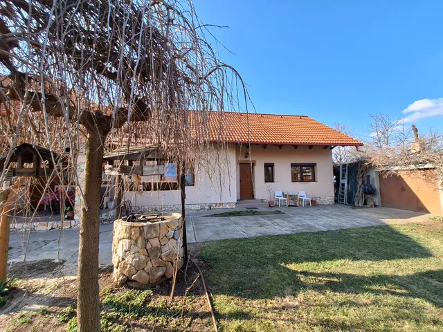 Eladó ház Kistarcsa, Falu 130 nm