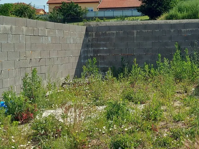 Eladó telek Novaj 1171 nm