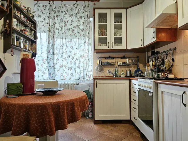Eladó lakás Eger, Lajosváros 90 nm