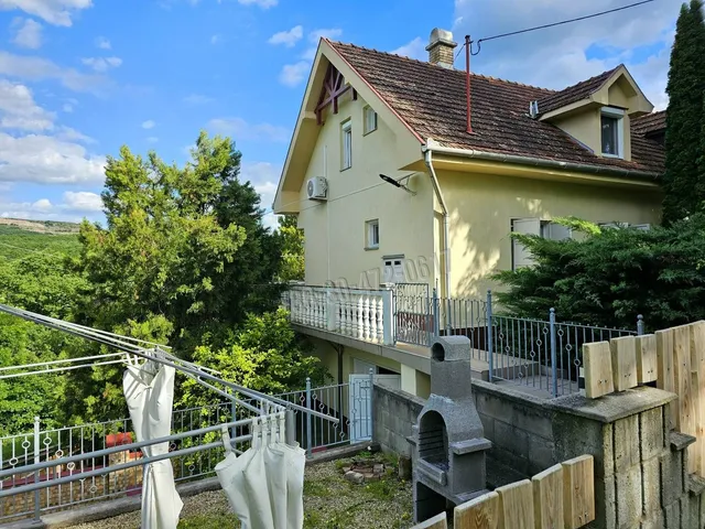 Eladó ház Szarvaskő 105 nm