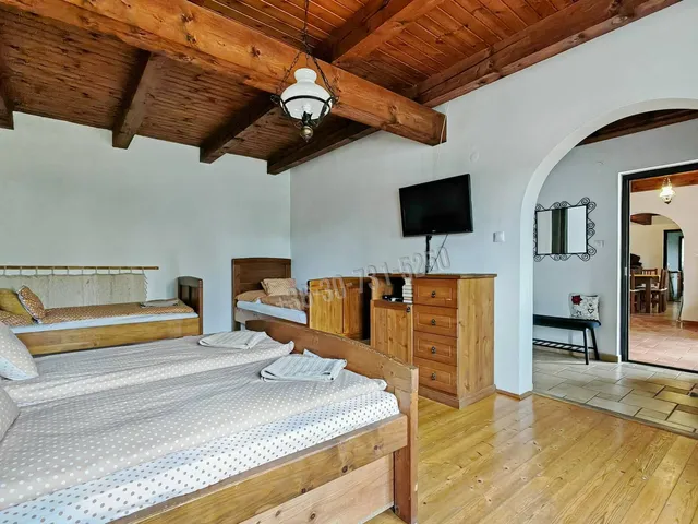 Eladó kereskedelmi és ipari ingatlan Egerszalók 156 nm