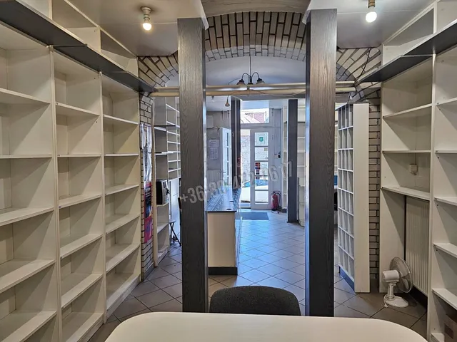 Eladó kereskedelmi és ipari ingatlan Eger, Belváros 59 nm