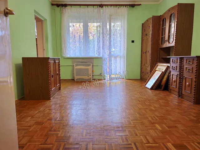 Eladó lakás Eger, Maklárihóstya 54 nm