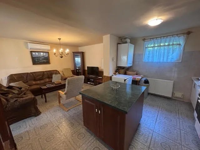 Eladó üdülő és hétvégi ház Balatonszemes 164 nm