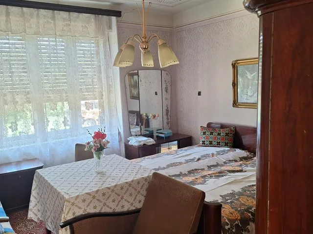 Eladó ház Kánya 76 nm