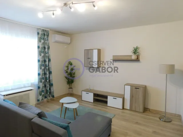 Eladó lakás Debrecen, Sóház 32 nm