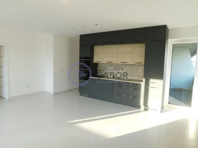 Eladó lakás Debrecen, Homokkert 70 nm