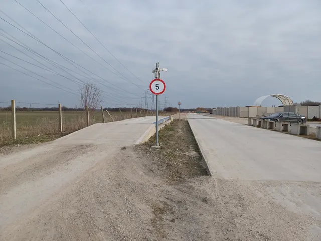 Eladó telek Győr, Déli iparterület 10000 nm