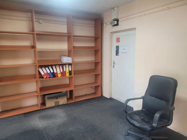 Kiadó kereskedelmi és ipari ingatlan Győr, Marcalváros II. 36 nm