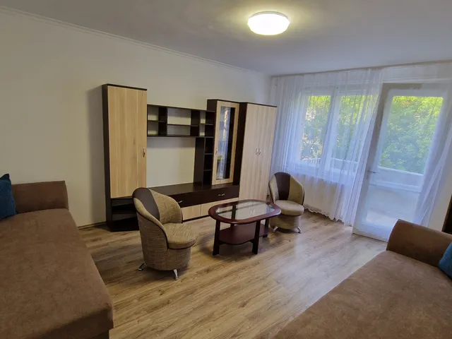 Kiadó lakás Győr, Sziget 32 nm