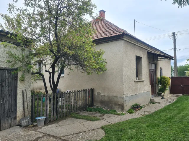 Eladó ház Győrsövényház 90 nm