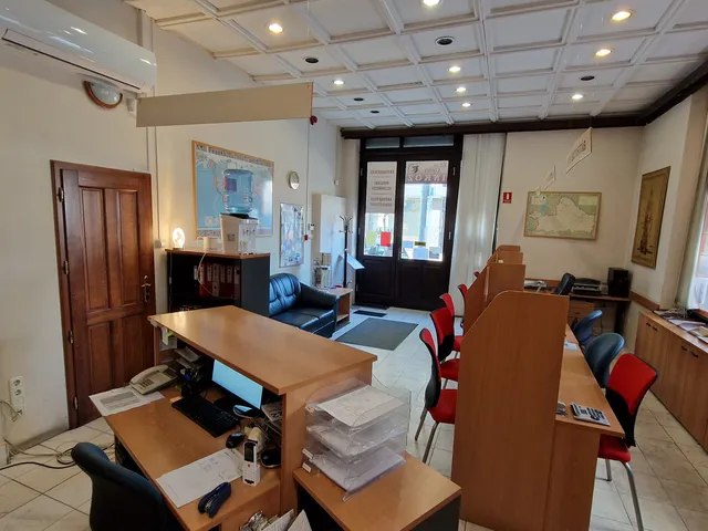 Kiadó kereskedelmi és ipari ingatlan Győr, Belváros 140 nm