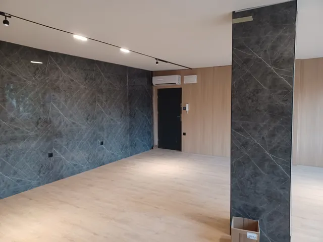 Kiadó kereskedelmi és ipari ingatlan Győr, Belváros, Arany János 46 nm