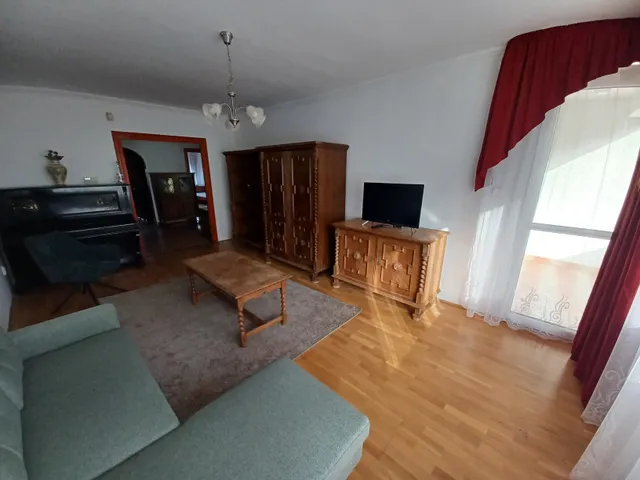 Kiadó lakás Győr, Belváros, Bajcsy-Zsilinszky u 84 nm